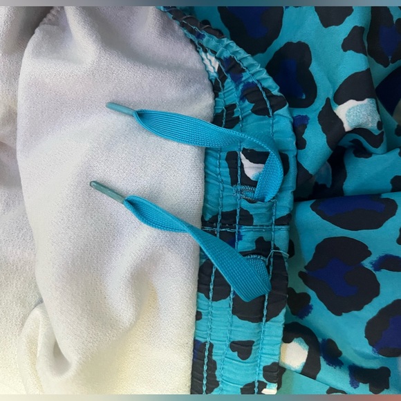 Kids Blue animal print sports short - Picture 1 of 4